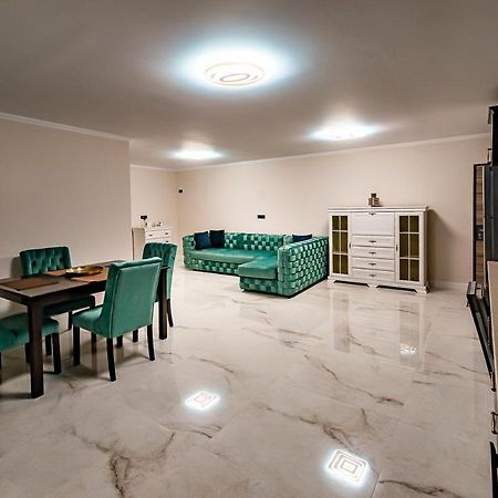 Apartament Moky Rezident 2 Arad Zewnętrze zdjęcie