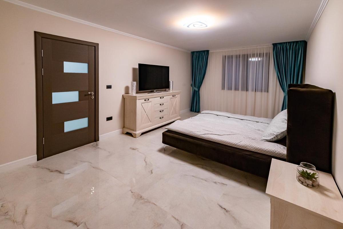 Apartament Moky Rezident 2 Arad Zewnętrze zdjęcie
