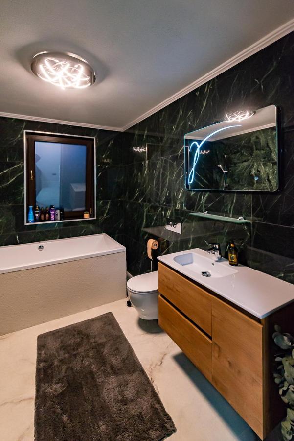 Apartament Moky Rezident 2 Arad Zewnętrze zdjęcie